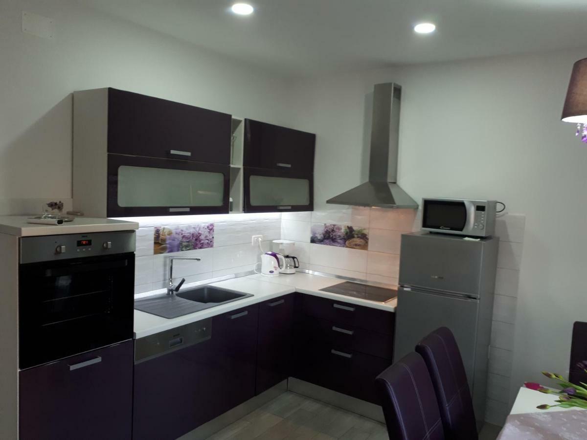 Apartment Vedran Kastela Luaran gambar