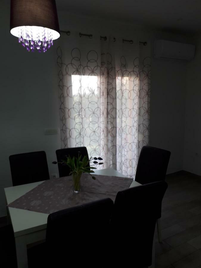 Apartment Vedran Kastela Luaran gambar